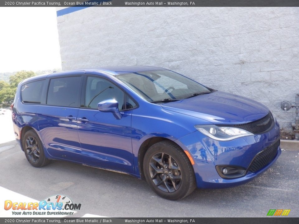 2020 Chrysler Pacifica Touring Ocean Blue Metallic / Black Photo #1