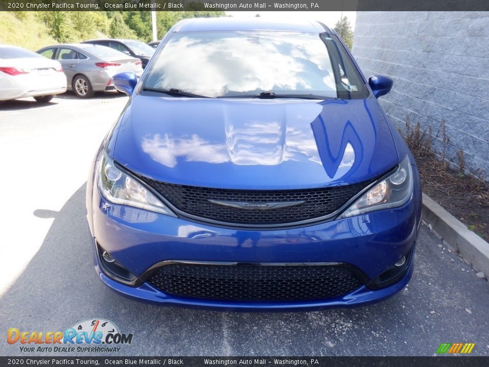 2020 Chrysler Pacifica Touring Ocean Blue Metallic / Black Photo #3