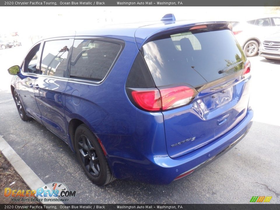 2020 Chrysler Pacifica Touring Ocean Blue Metallic / Black Photo #5