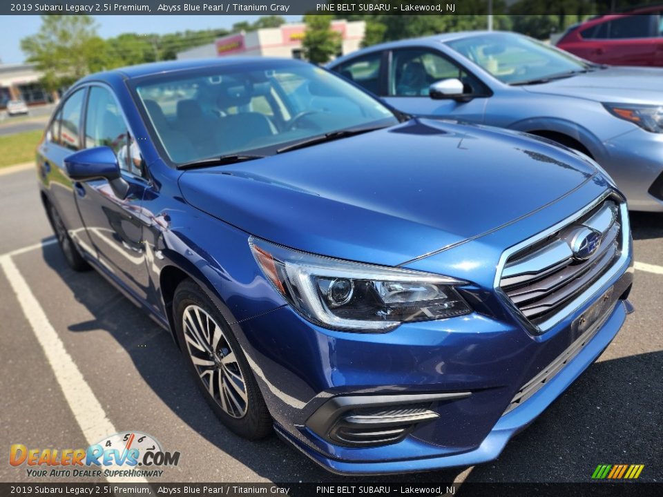 Front 3/4 View of 2019 Subaru Legacy 2.5i Premium Photo #2