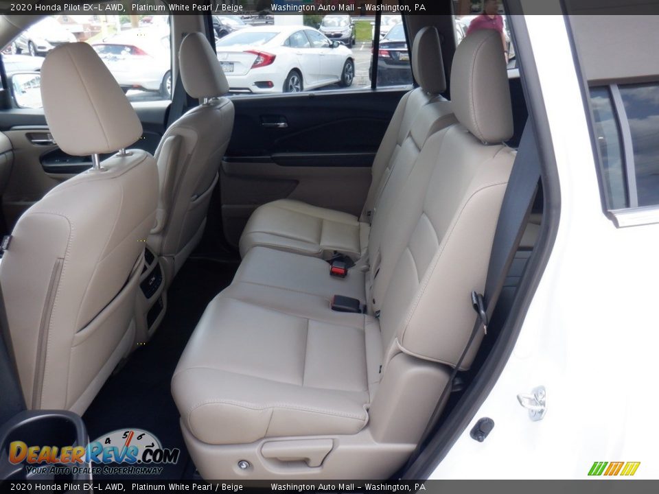 2020 Honda Pilot EX-L AWD Platinum White Pearl / Beige Photo #32