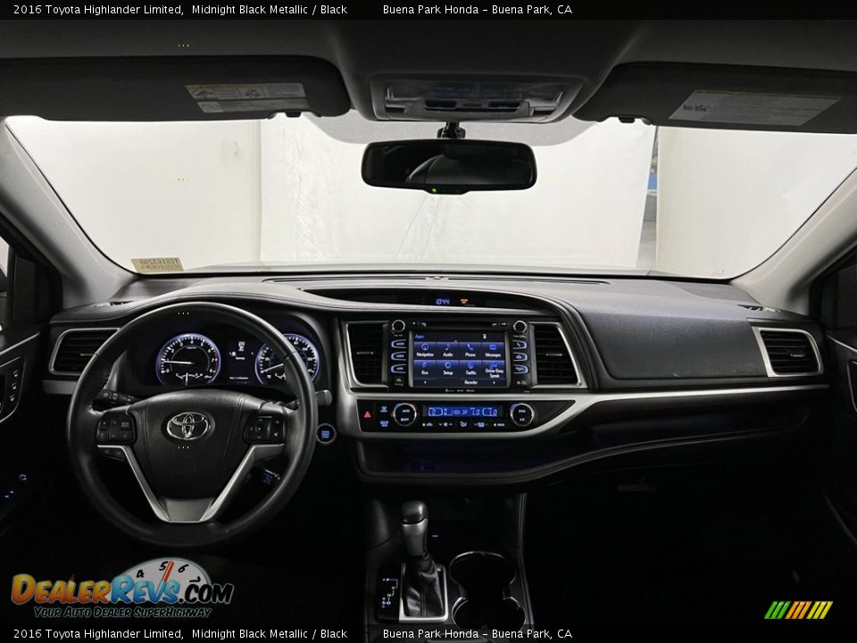 Dashboard of 2016 Toyota Highlander Limited Photo #15