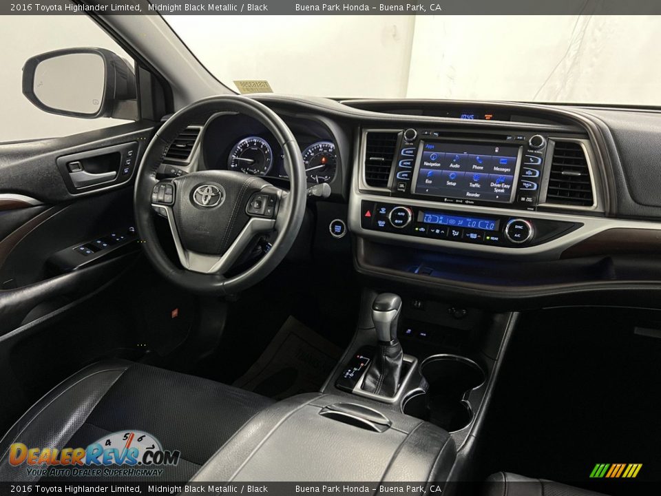 Dashboard of 2016 Toyota Highlander Limited Photo #16