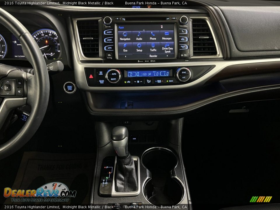 Controls of 2016 Toyota Highlander Limited Photo #22