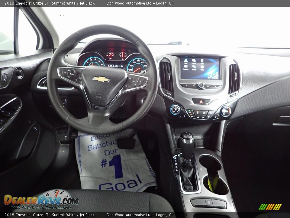 2018 Chevrolet Cruze LT Summit White / Jet Black Photo #24