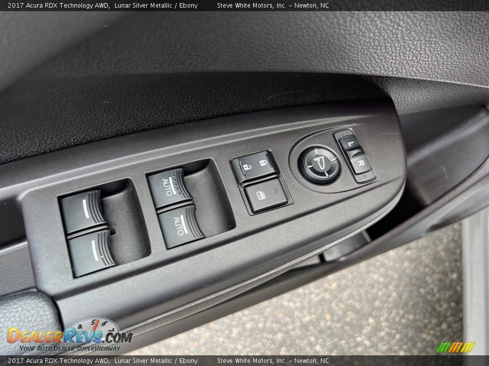 Door Panel of 2017 Acura RDX Technology AWD Photo #12