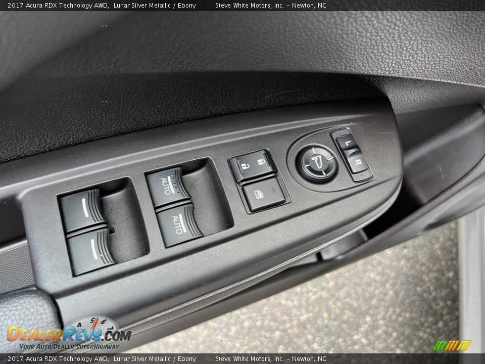 Door Panel of 2017 Acura RDX Technology AWD Photo #12