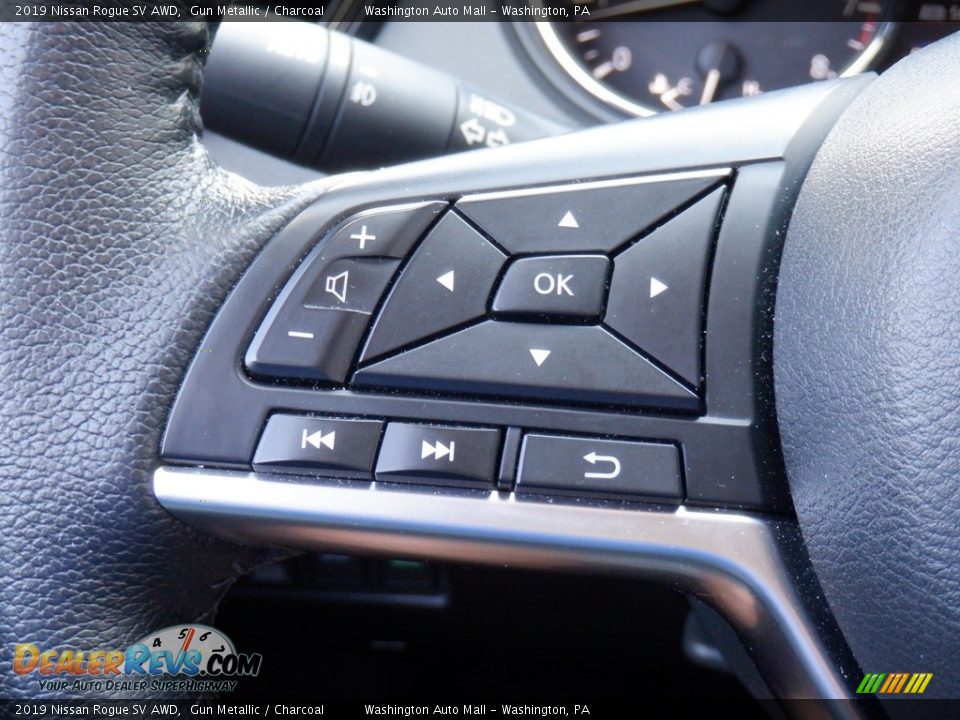 2019 Nissan Rogue SV AWD Steering Wheel Photo #9
