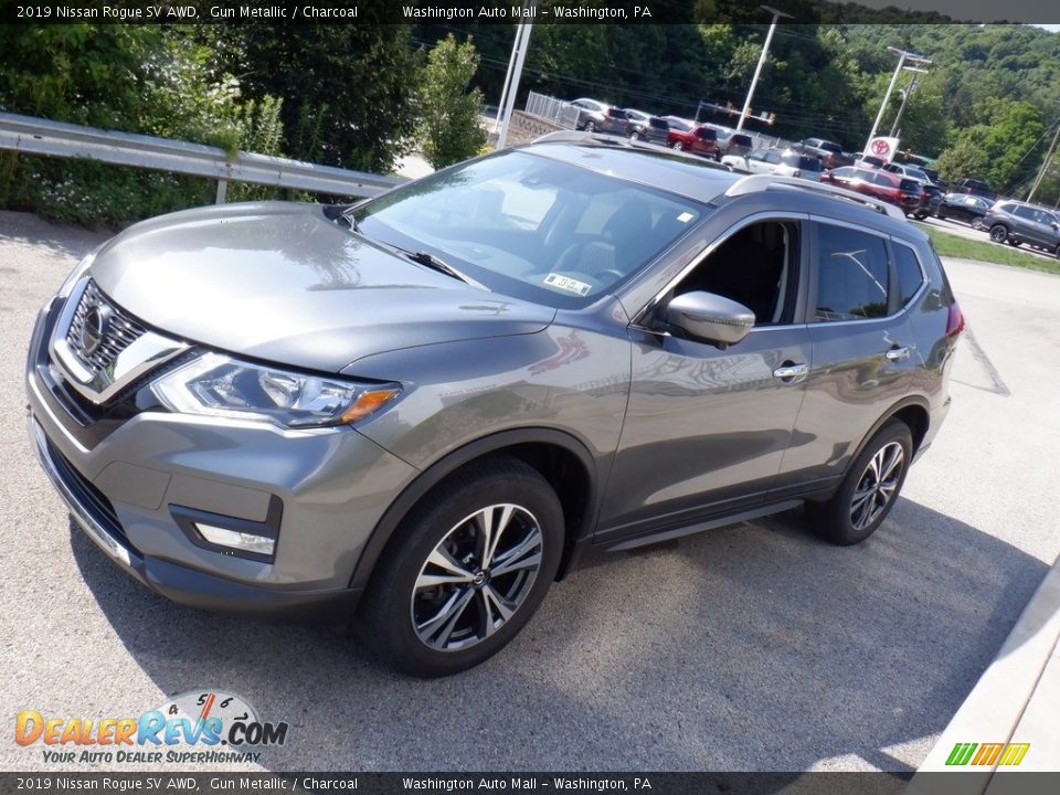 Gun Metallic 2019 Nissan Rogue SV AWD Photo #12