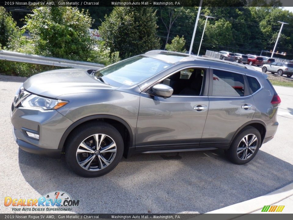 Gun Metallic 2019 Nissan Rogue SV AWD Photo #13