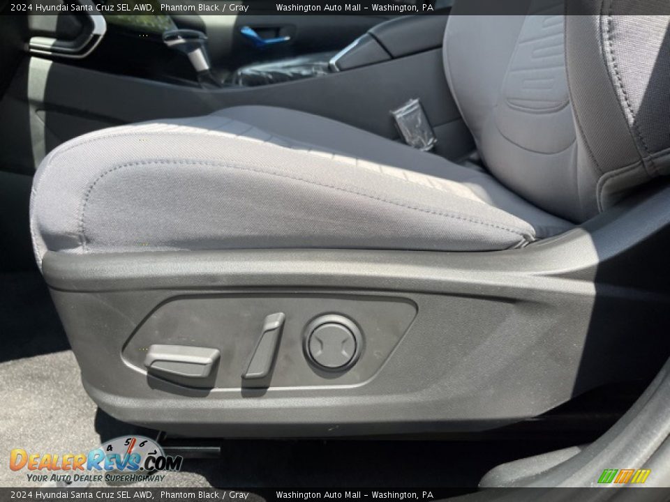 Front Seat of 2024 Hyundai Santa Cruz SEL AWD Photo #9