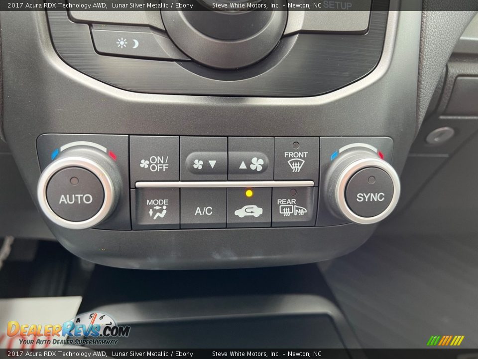 Controls of 2017 Acura RDX Technology AWD Photo #23