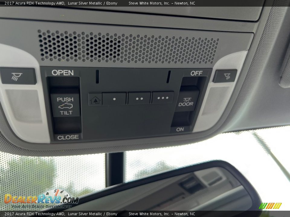 Controls of 2017 Acura RDX Technology AWD Photo #26
