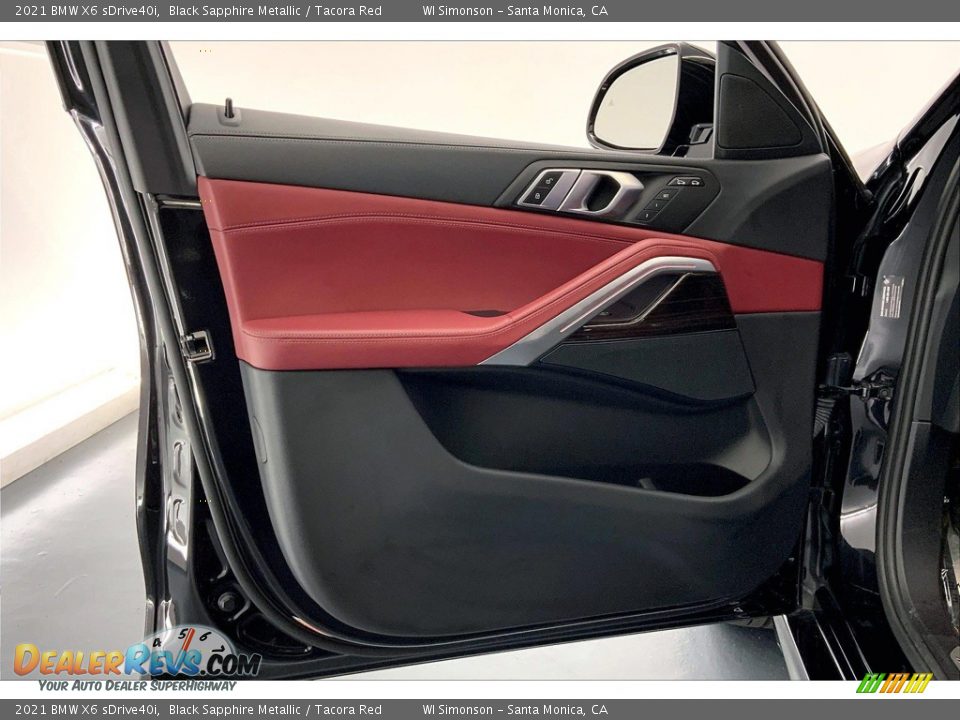 Door Panel of 2021 BMW X6 sDrive40i Photo #26