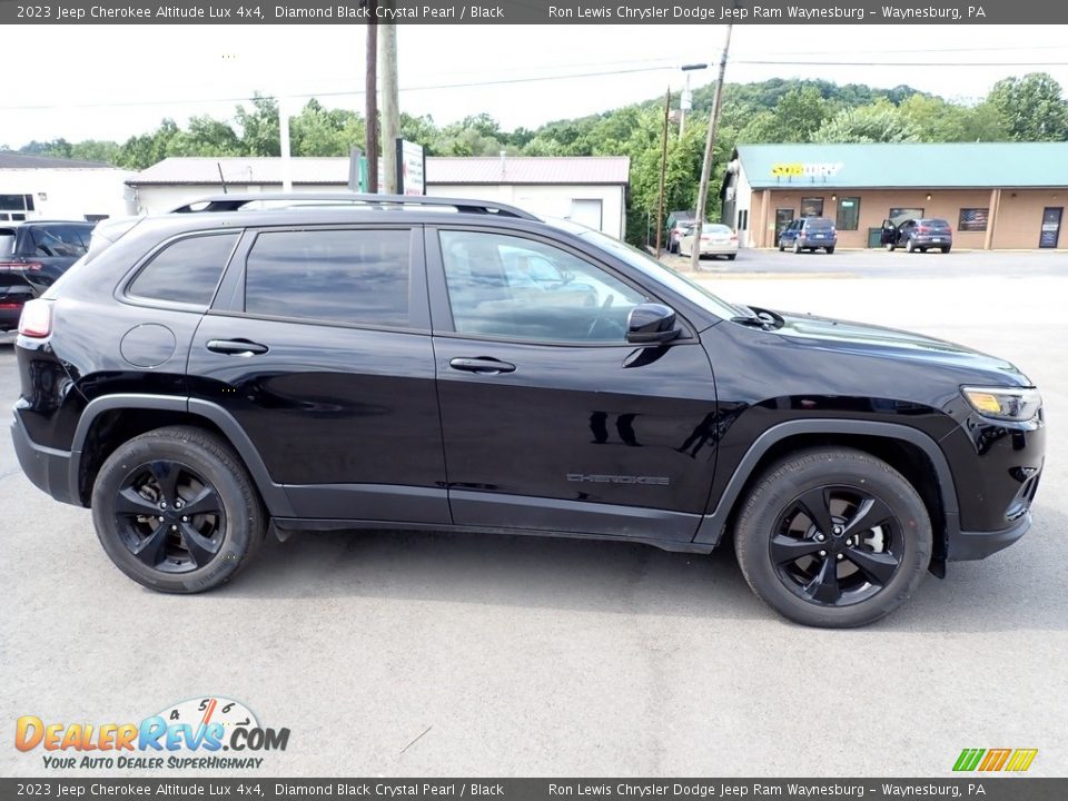 2023 Jeep Cherokee Altitude Lux 4x4 Diamond Black Crystal Pearl / Black Photo #7