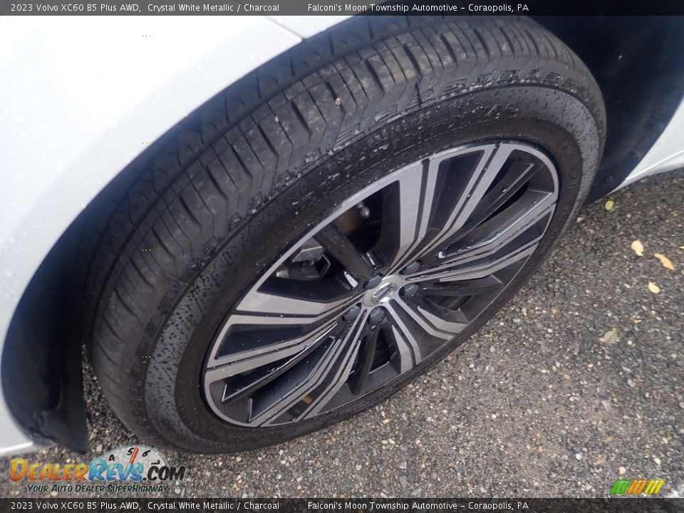 2023 Volvo XC60 B5 Plus AWD Wheel Photo #2