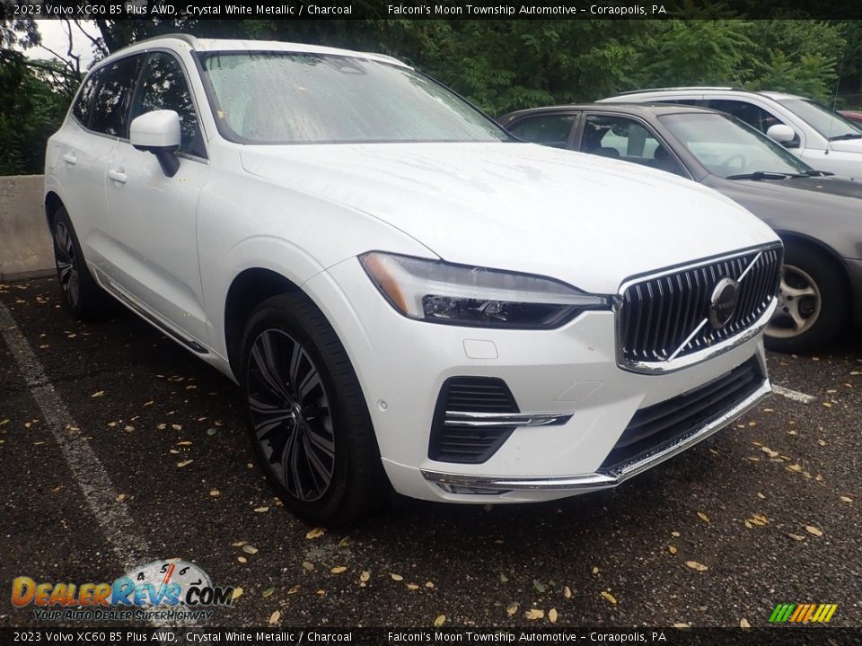 Crystal White Metallic 2023 Volvo XC60 B5 Plus AWD Photo #4