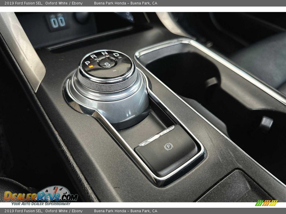 2019 Ford Fusion SEL Shifter Photo #25