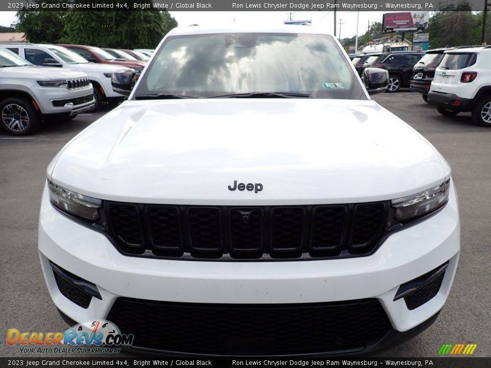 2023 Jeep Grand Cherokee Limited 4x4 Bright White / Global Black Photo #9