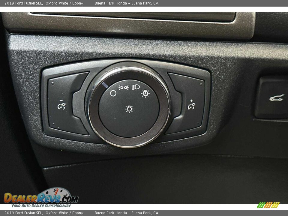 Controls of 2019 Ford Fusion SEL Photo #34