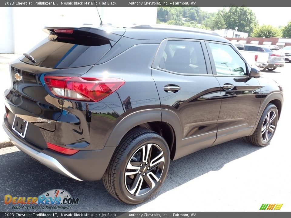 2023 Chevrolet TrailBlazer LT Mosaic Black Metallic / Jet Black Photo #3