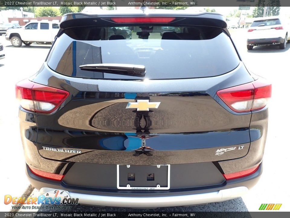 2023 Chevrolet TrailBlazer LT Mosaic Black Metallic / Jet Black Photo #4