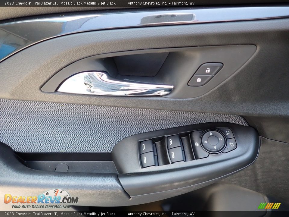 Door Panel of 2023 Chevrolet TrailBlazer LT Photo #14
