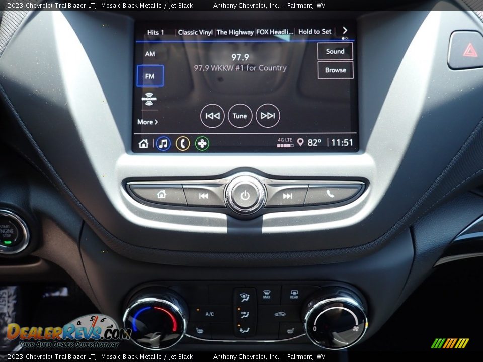 Controls of 2023 Chevrolet TrailBlazer LT Photo #20