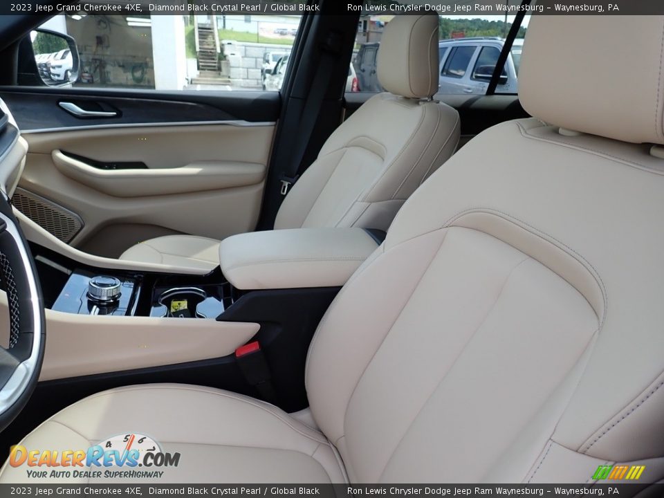 Front Seat of 2023 Jeep Grand Cherokee 4XE Photo #11