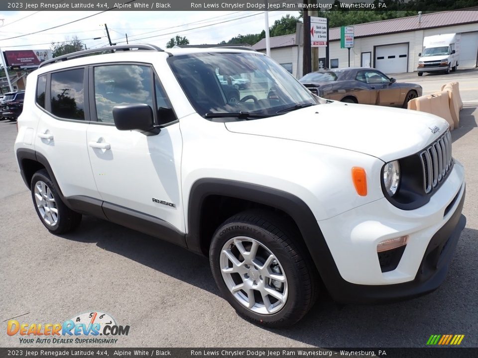 2023 Jeep Renegade Latitude 4x4 Alpine White / Black Photo #8