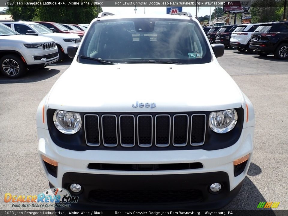 2023 Jeep Renegade Latitude 4x4 Alpine White / Black Photo #9