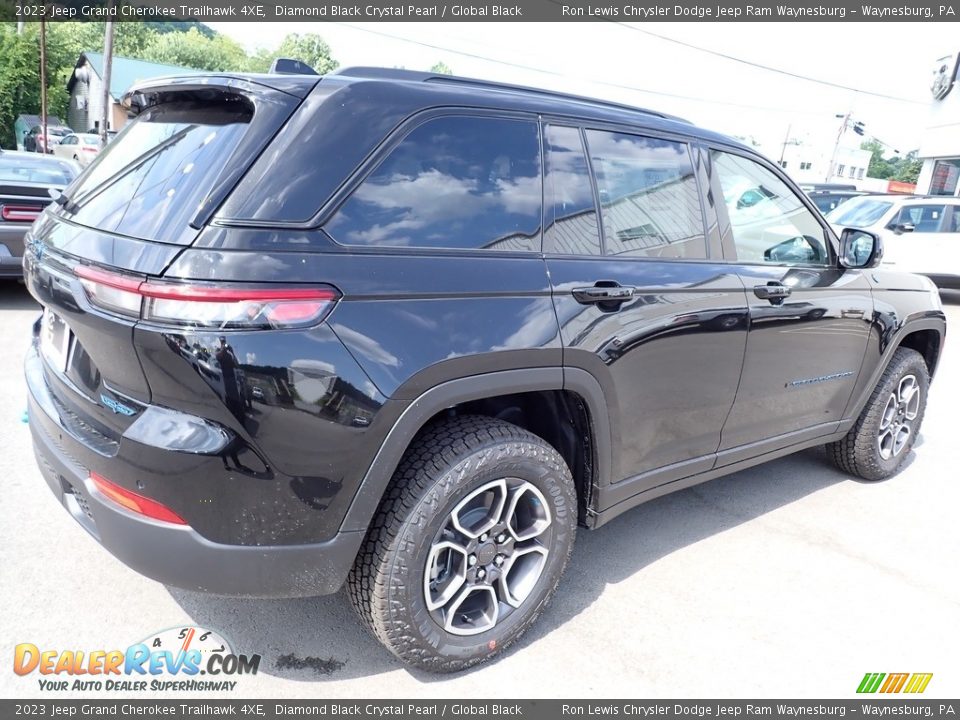 2023 Jeep Grand Cherokee Trailhawk 4XE Diamond Black Crystal Pearl / Global Black Photo #6