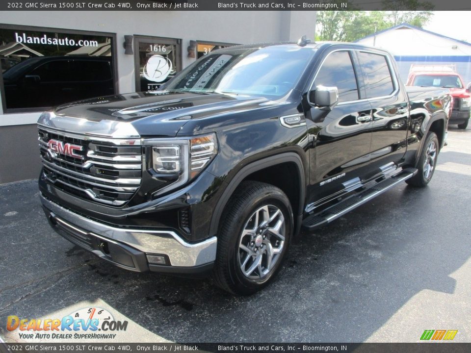 2022 GMC Sierra 1500 SLT Crew Cab 4WD Onyx Black / Jet Black Photo #2