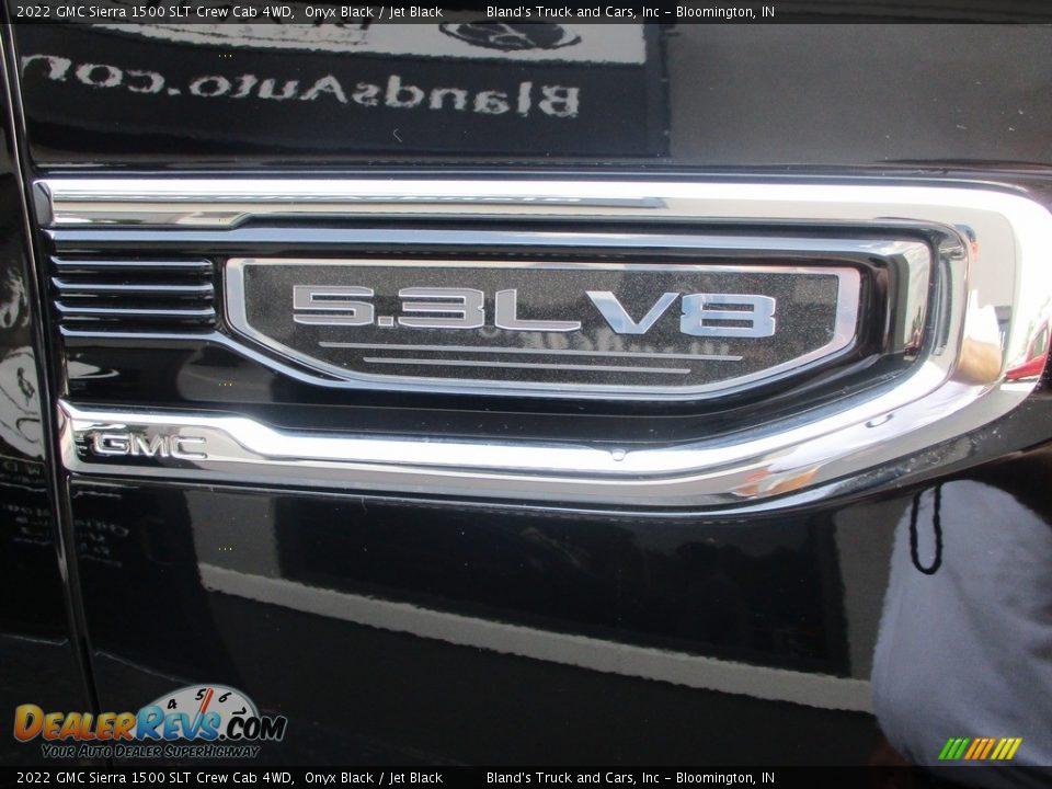 2022 GMC Sierra 1500 SLT Crew Cab 4WD Logo Photo #29