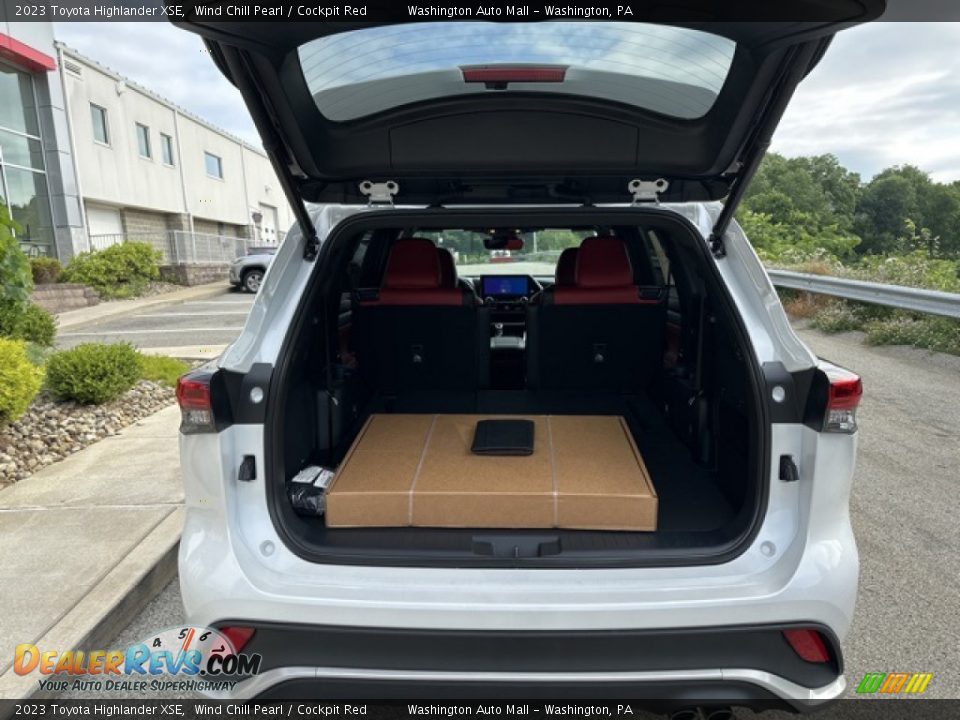 2023 Toyota Highlander XSE Trunk Photo #21