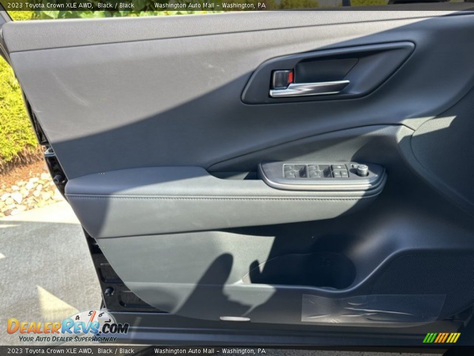 Door Panel of 2023 Toyota Crown XLE AWD Photo #16