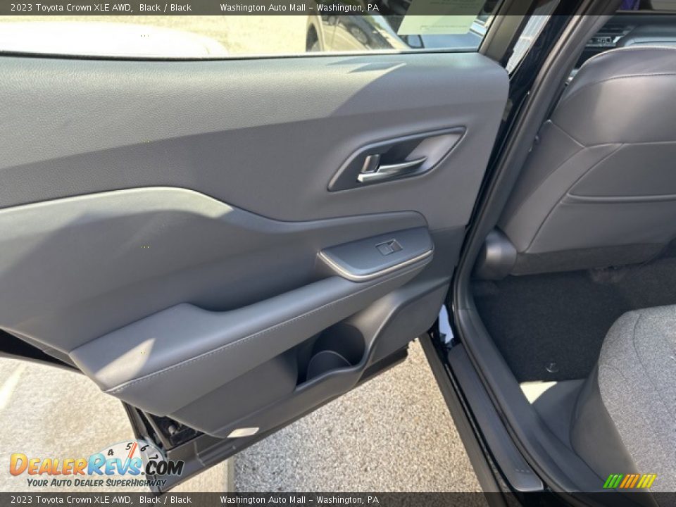 Door Panel of 2023 Toyota Crown XLE AWD Photo #18