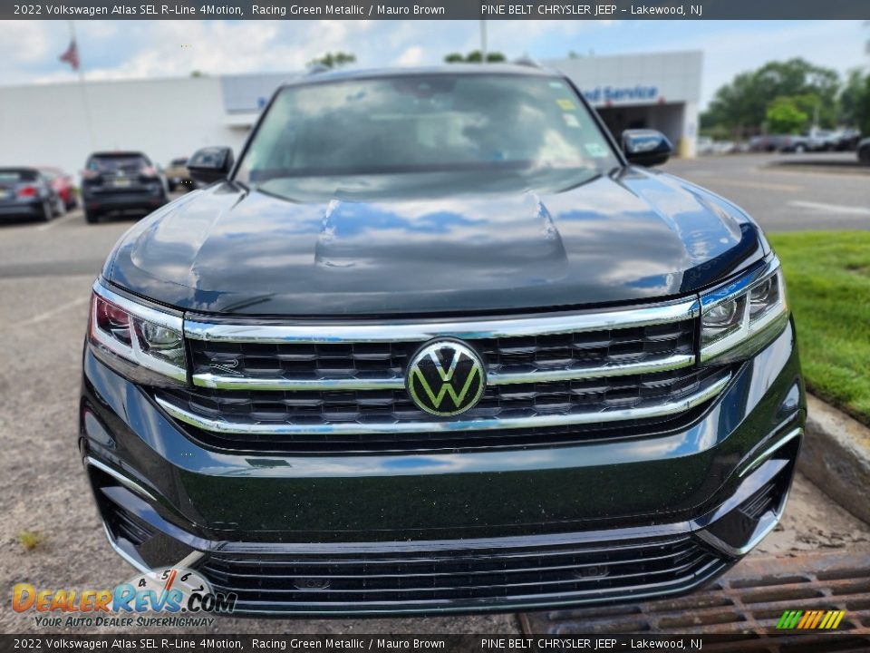 2022 Volkswagen Atlas SEL R-Line 4Motion Racing Green Metallic / Mauro Brown Photo #2