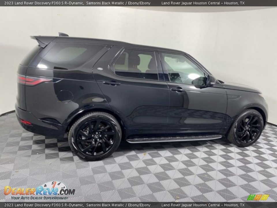 2023 Land Rover Discovery P360 S R-Dynamic Santorini Black Metallic / Ebony/Ebony Photo #11