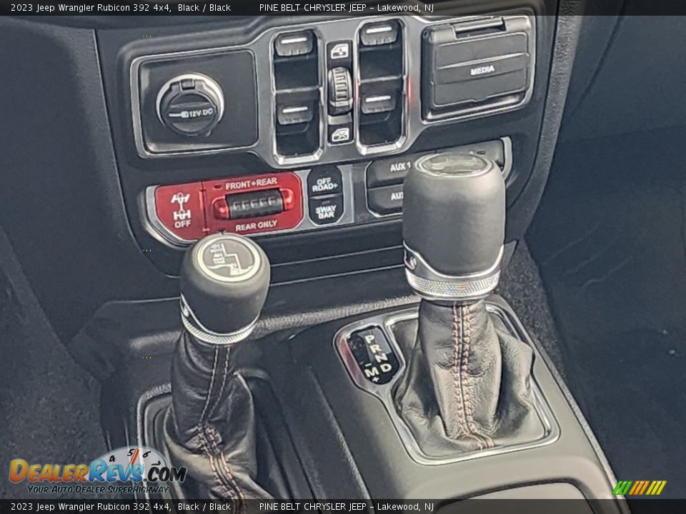 2023 Jeep Wrangler Rubicon 392 4x4 Shifter Photo #10