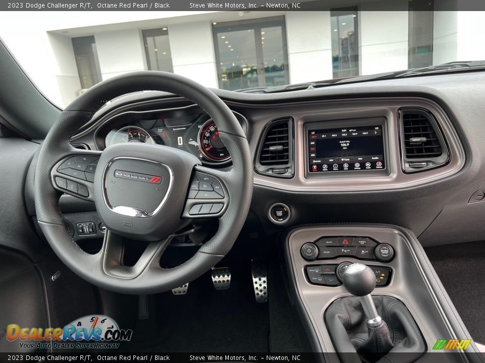 Dashboard of 2023 Dodge Challenger R/T Photo #17