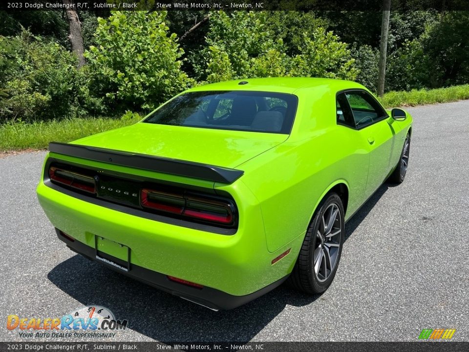 2023 Dodge Challenger R/T Sublime / Black Photo #6