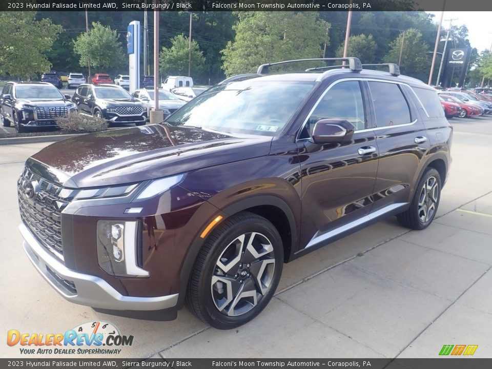 Front 3/4 View of 2023 Hyundai Palisade Limited AWD Photo #7