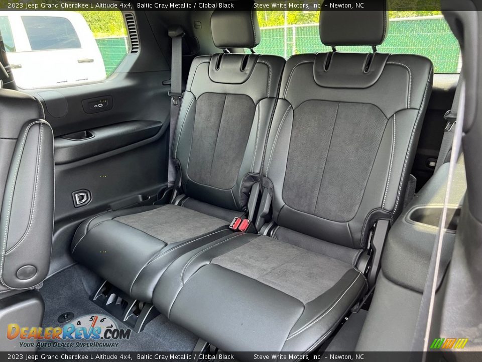 Rear Seat of 2023 Jeep Grand Cherokee L Altitude 4x4 Photo #14