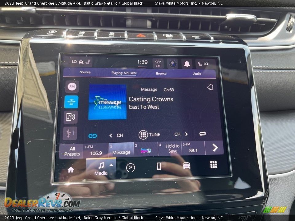 Audio System of 2023 Jeep Grand Cherokee L Altitude 4x4 Photo #22