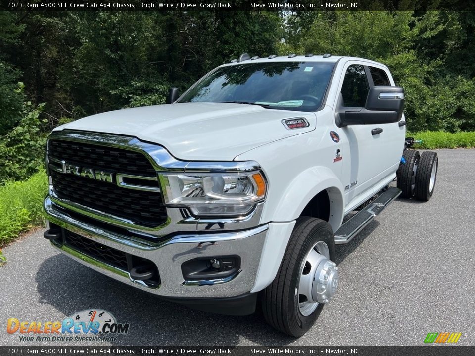 2023 Ram 4500 SLT Crew Cab 4x4 Chassis Bright White / Diesel Gray/Black Photo #2