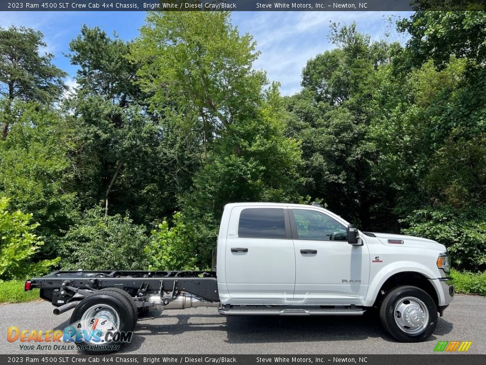 2023 Ram 4500 SLT Crew Cab 4x4 Chassis Bright White / Diesel Gray/Black Photo #5