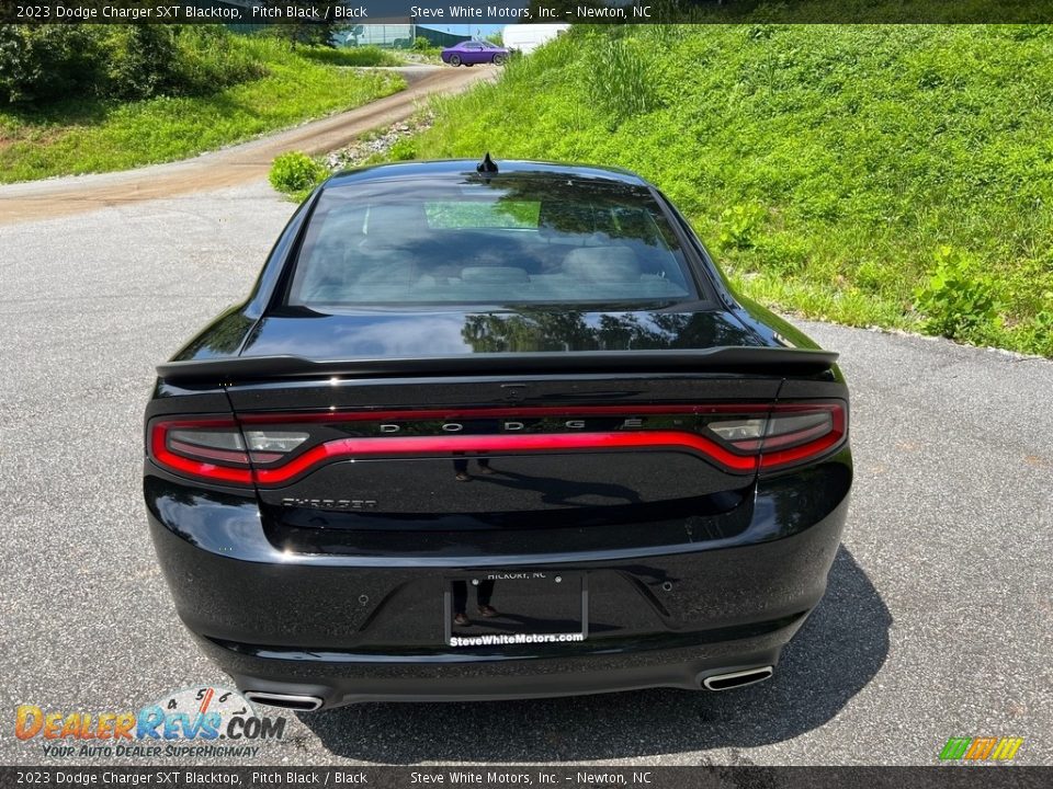 2023 Dodge Charger SXT Blacktop Pitch Black / Black Photo #7