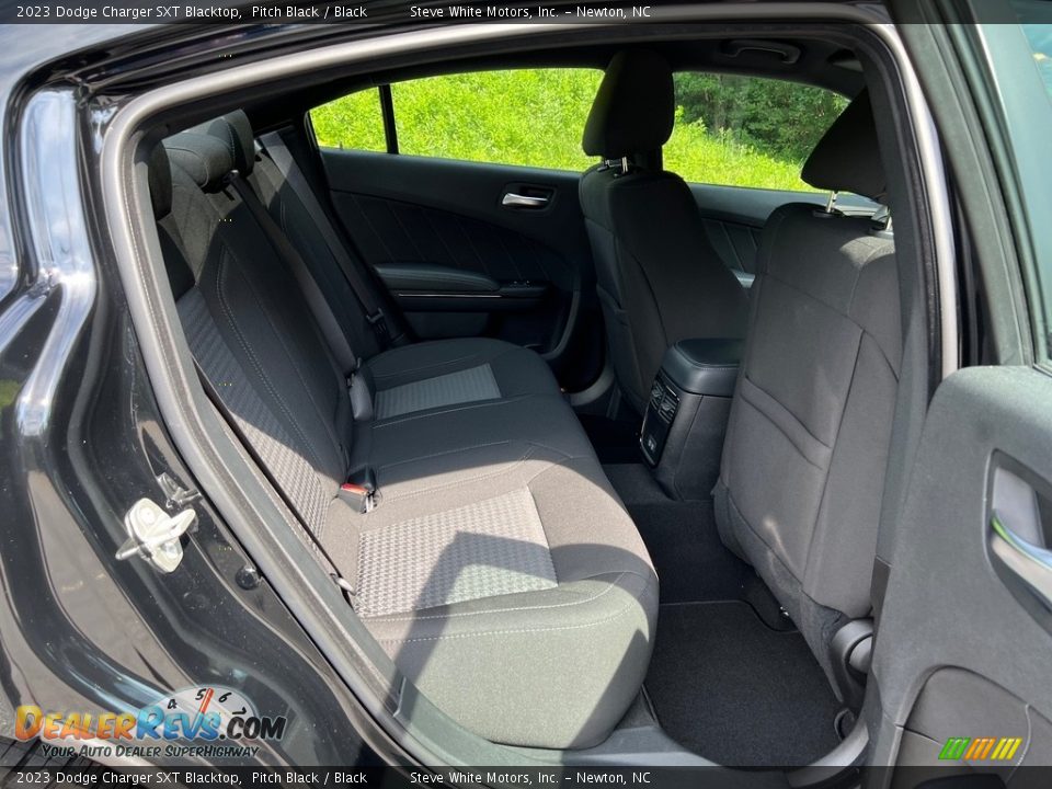 2023 Dodge Charger SXT Blacktop Pitch Black / Black Photo #15