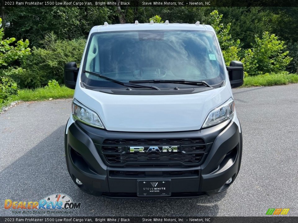 2023 Ram ProMaster 1500 Low Roof Cargo Van Bright White / Black Photo #3